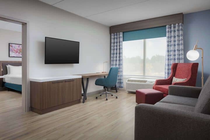 Room 11 of 41