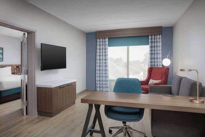 Room 8 of 41