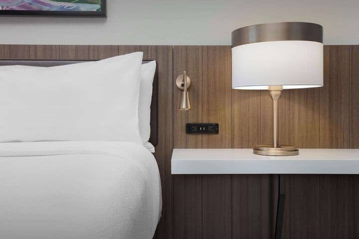 Room 10 of 41